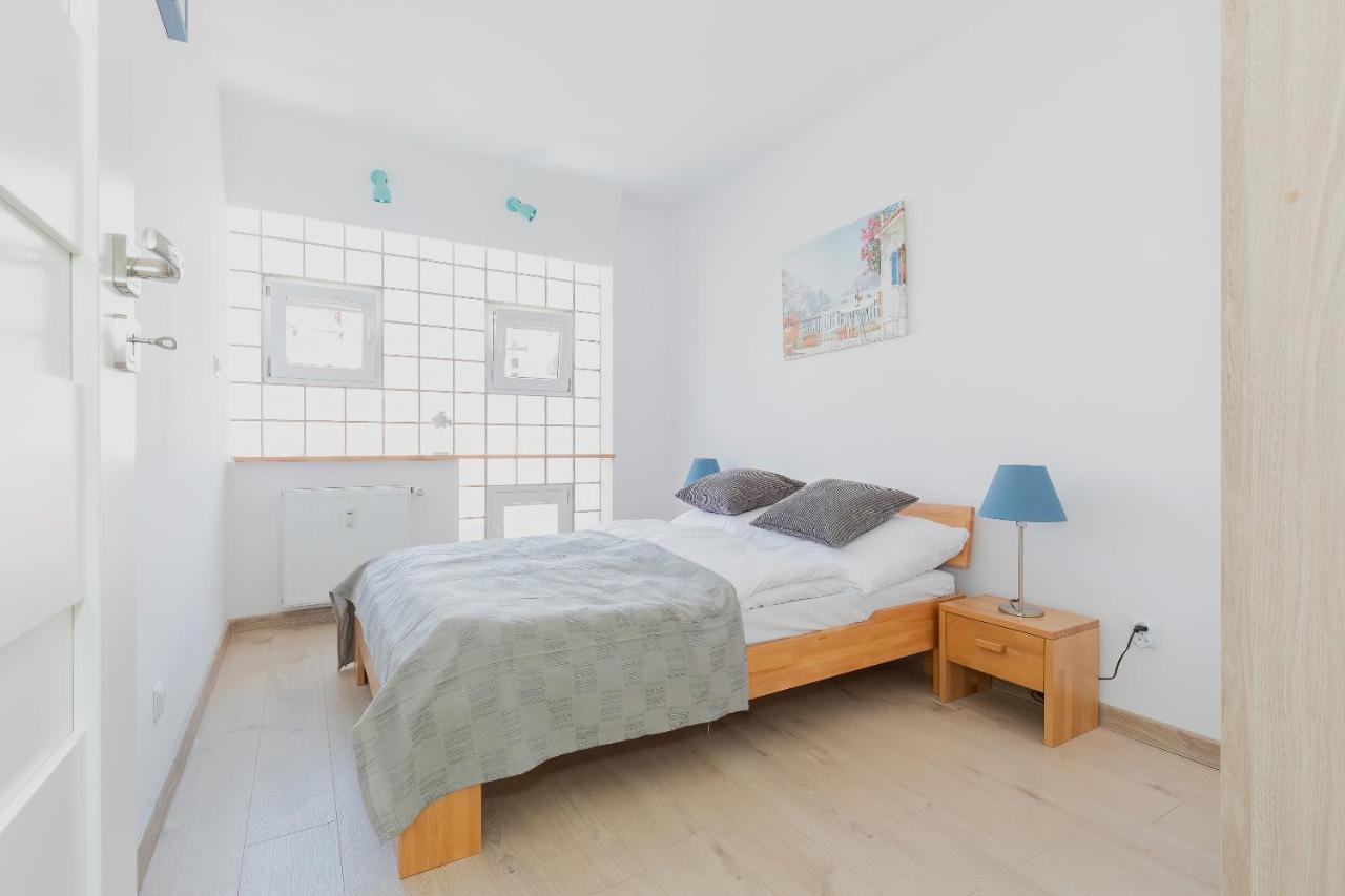 Port Kolobrzeg Cicha Street By Jantar Apartamenty Kolobrzeg Bagian luar foto