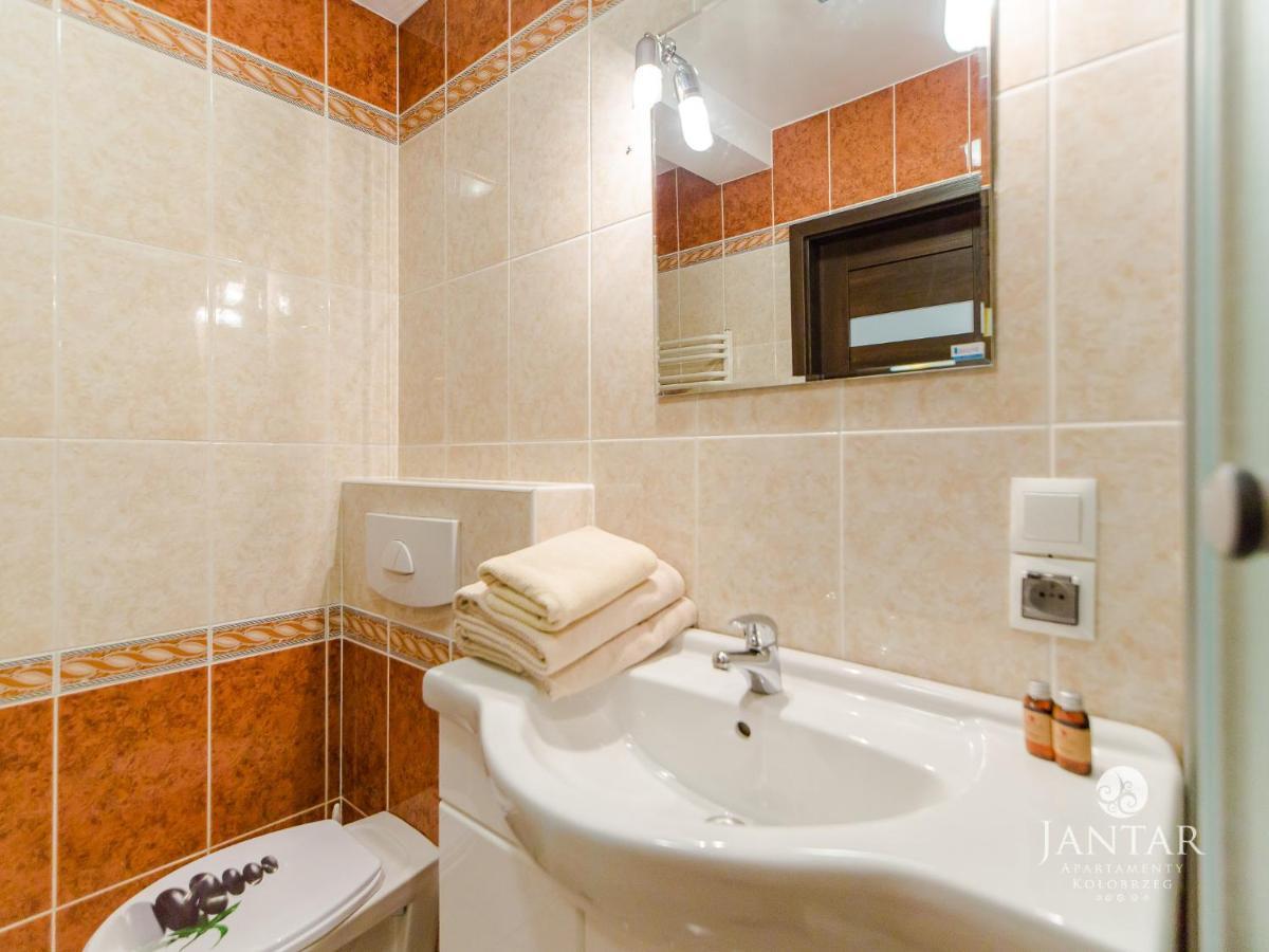 Port Kolobrzeg Cicha Street By Jantar Apartamenty Kolobrzeg Bagian luar foto