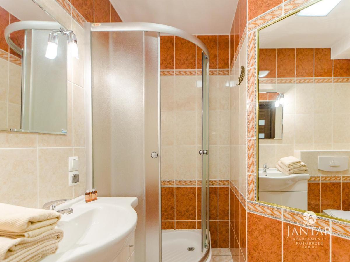 Port Kolobrzeg Cicha Street By Jantar Apartamenty Kolobrzeg Bagian luar foto