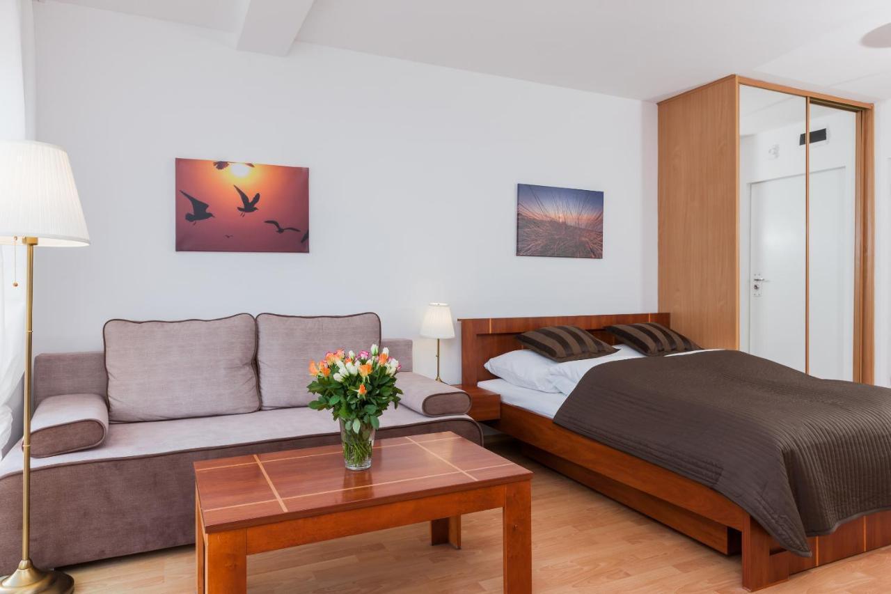 Port Kolobrzeg Cicha Street By Jantar Apartamenty Kolobrzeg Bagian luar foto
